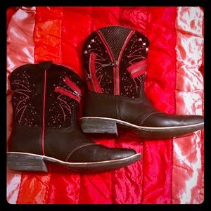 Mid calf cowgirl boots